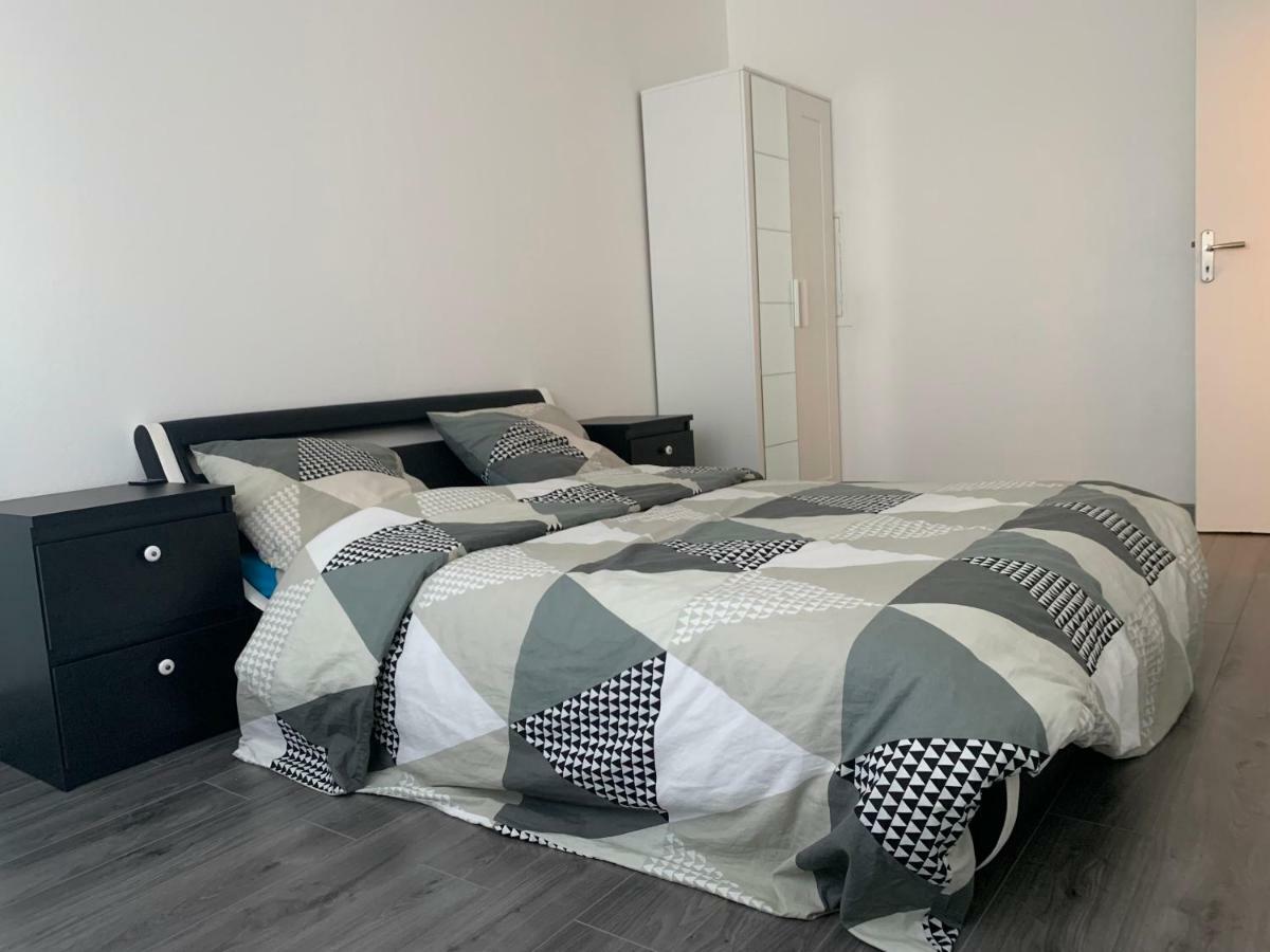 Grand Appartement A Louer Vue Sur Seine Мелен Екстер'єр фото