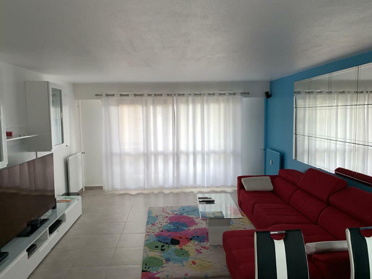 Grand Appartement A Louer Vue Sur Seine Мелен Екстер'єр фото